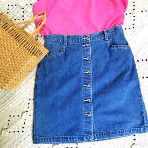 Eddie Bauer jean skirt Button down with pockets